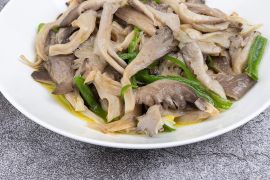 素炒平菇