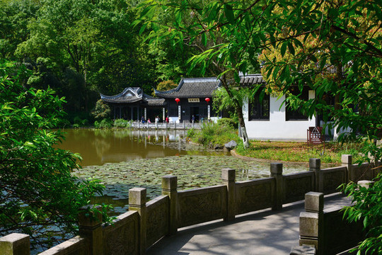 鎮(zhèn)江南山招隱風(fēng)景區(qū)