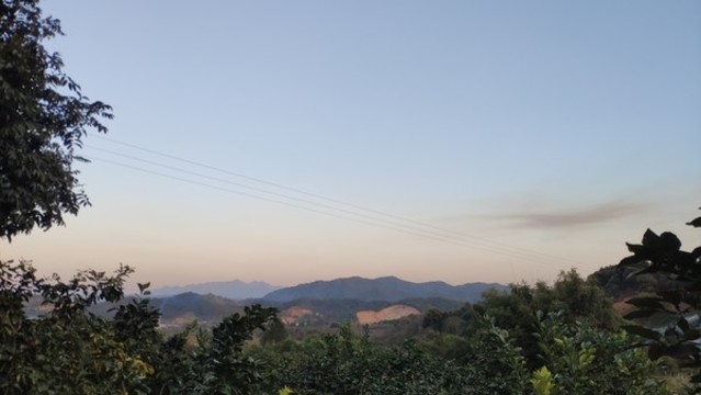 山區(qū)黃昏