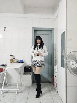 春季A裙服裝搭配