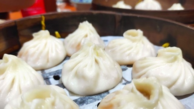 蟹黃灌湯包