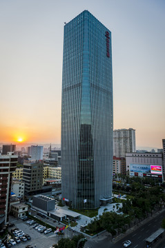 現(xiàn)代高樓大廈