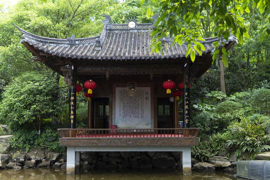 仿古亭子