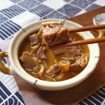 廣東牛腩煲