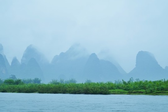 煙雨桂林興坪風(fēng)光