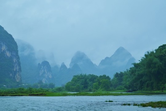 漓江興坪