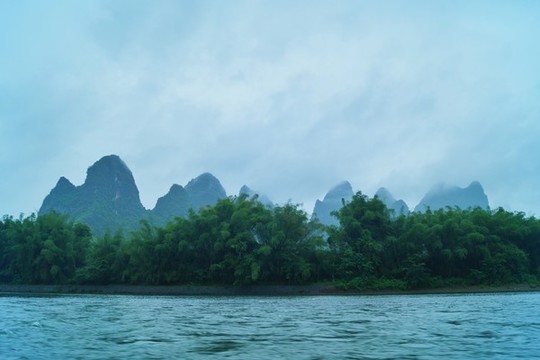 陽朔漓江興坪風光