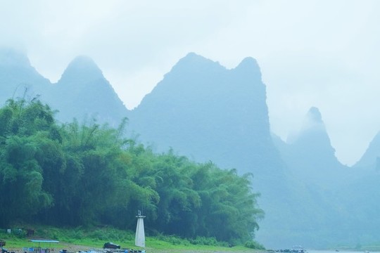 桂林興坪竹筏