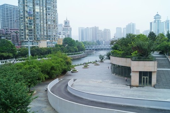 貴陽甲秀樓廣場(chǎng)
