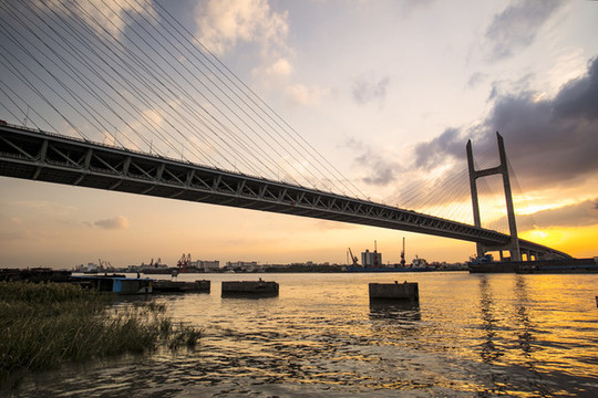 閔浦大橋