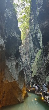 張家界慈利朝陽地縫