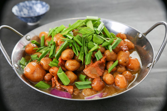 干鍋土豆仔