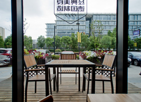 窗景座位