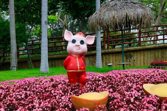 小豬雕塑