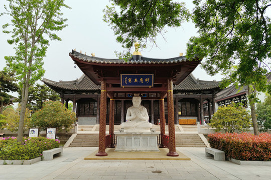 揚(yáng)州大明寺臥佛殿