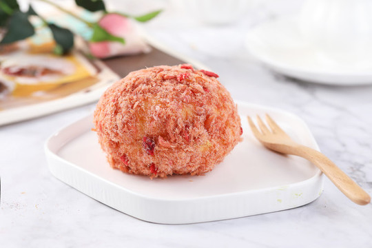 草莓肉松小貝