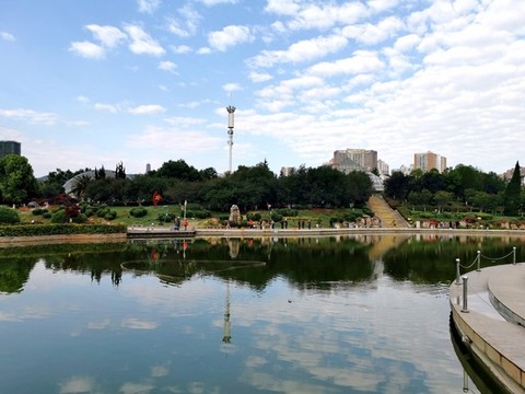 龍?zhí)豆珗@