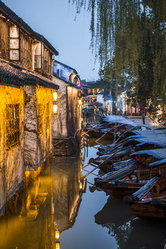 江蘇周莊古鎮(zhèn)夜景風光
