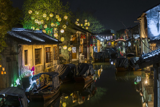 江蘇周莊古鎮(zhèn)夜景風(fēng)光