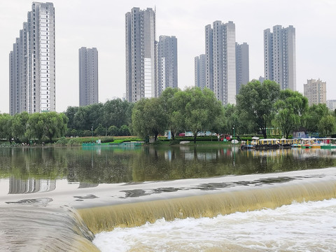 大雨過后