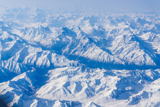 飞往拉萨的飞机上航拍雪山25
