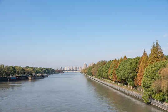 上海汽車博覽公園吳淞蘇州河秋色