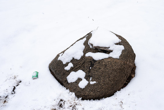 鄉(xiāng)村田園家園雪景