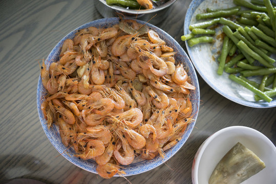 家鄉(xiāng)小菜炒河蝦