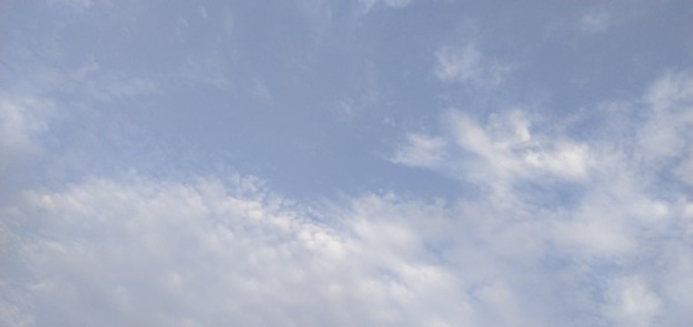 藍(lán)天白云