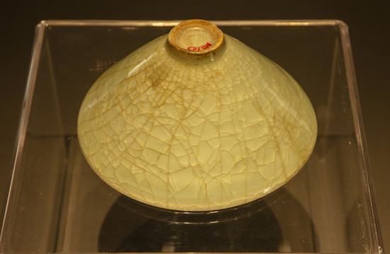 元代龍泉窯青釉斗笠形瓷碗