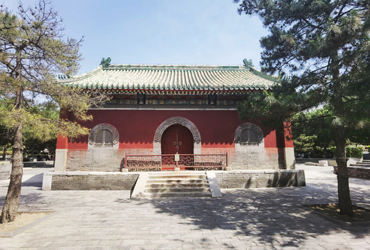 普度寺大門
