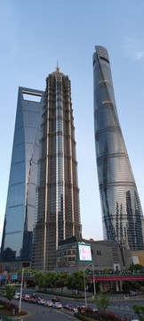 陸家嘴三件套