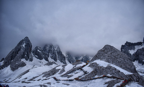 雪山