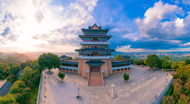 惠州高榜山與紅花湖風(fēng)景區(qū)