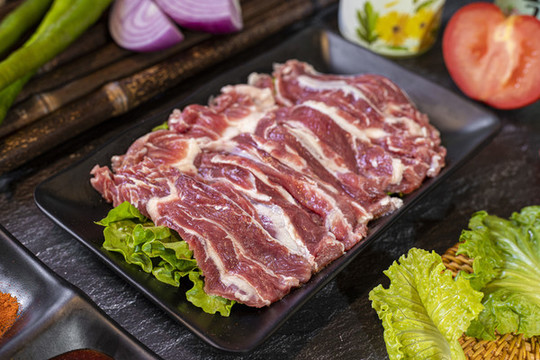生牛肉