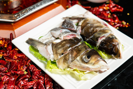 花鰱魚頭