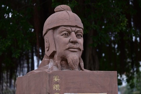 姜維塑像