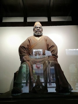 張飛塑像