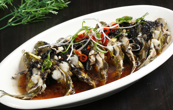 梅干菜蒸昂刺魚