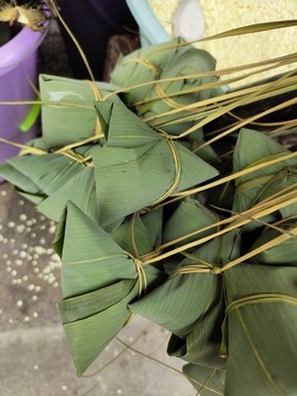 包粽子特寫