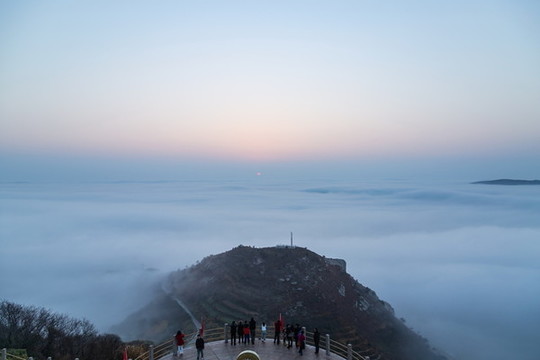 溫嶺曙光碑日出