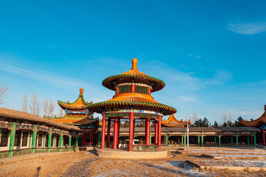 和林盛樂百亭園的仿古建筑