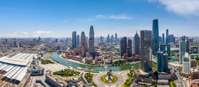 航拍天津現(xiàn)代建筑景觀天際線
