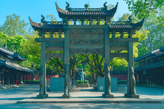 岳飛墓廟
