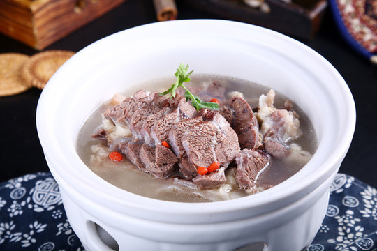 清湯牛腱