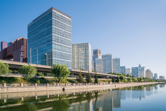 北京建外CBD建筑和通惠河風(fēng)光