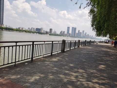 湘江邊