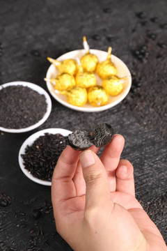 黑芝麻球