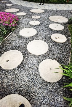 石板路
