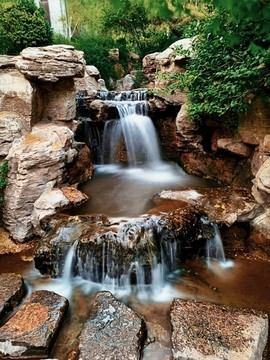 流水公園假山